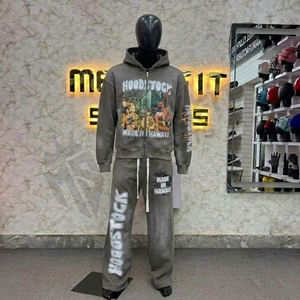 Conjunto Deportivo Personalizado para Hombre con Cremallera, Ropa Deportiva Activa, Cómoda y Transpirable para Correr y Hacer Ejercicio - Product Image 1