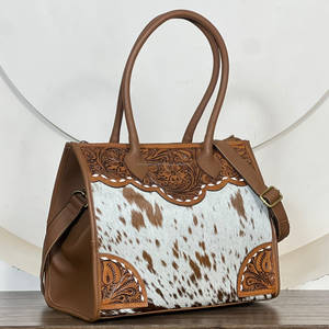 Bolso Tote de Cuero para Mujer, Diseño Único, Tallado a Mano, con Piel de Vaca, Estilo Bohemio, Vintage, Hecho a Mano, Tipo Bandolera - Product Image 3