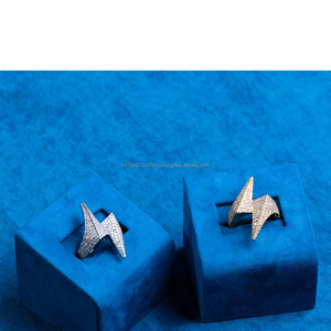 Lightning Bolt Anillo de diamantes de moissanita hecho a medida La mejor joyería de hip hop en plata 925 VVS moissanite hip hop diseño de joyería - Product Image 5