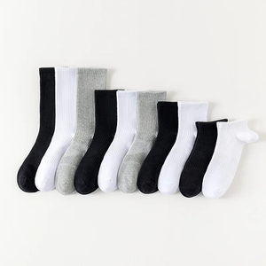 Chaussettes en coton de haute qualité pour adultes, chaussettes tricotées de couleur unie pour un usage quotidien avec logo positionné sur le dessous - Product Image 2