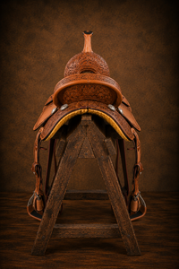 Silla de Montar Western de Cuero Genuino Premium para Doma y Salto, con Arco de Madera Tallado Floral Hecho a Mano y Característica AC - Product Image 3