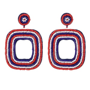 Pendientes de CRYSTAL CRAFT con Cuentas de la Bandera Americana para Mujer, Hechos a Mano, Colores Personalizados, Diseño Patriótico para Bodas y el Día de los Caídos - Product Image 1