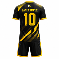 Ensemble de maillots de football personnalisés sublimés pour hommes, noir, manches courtes, col en V, 100% polyester, séchage rapide, entraînement d'équipe