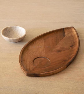 ถาดเสิร์ฟไม้อะคาเซียขนาดใหญ่งานฝีมือสุดหรูพร้อมดีไซน์ใบและด้ามจับไม้ไผ่ทรงกลมสำหรับใช้ในห้องครัวและบ้าน - Product Image 6