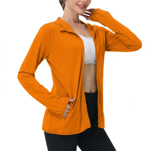Chaqueta Deportiva Negra con Capucha y Cremallera para Mujer, Protección UPF50+ Anti-UV, Manga Larga, Color Sólido, Poliéster, con Bolsillos - Product Image 5