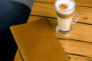 Porte-menu en cuir véritable de luxe, porte-menu double face, vente en gros, couverture de menu de restaurant, menu personnalisé, ALM-0062 - Product Image 6