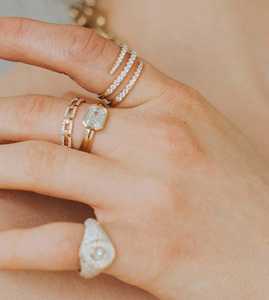 Anillo llamativo de eslabones con diamantes de laboratorio brillantes, engaste pavé cubano, bandas de boda de lujo únicas y delicadas, oro macizo de 14K y 18K - Product Image 6