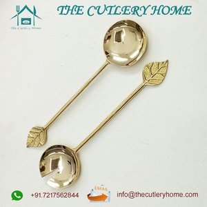 Juego de servir de ensalada dorada con mango de una sola hoja de latón de alta calidad Cubiertos de metal Premium para compradores a granel - Product Image 3