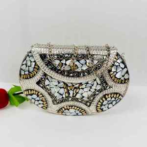 Accessoires de mode en cristal de luxe faits à la main en Inde, poignée de sac baguette perlée multicolore, sac à main décontracté durable, style local - Product Image 4