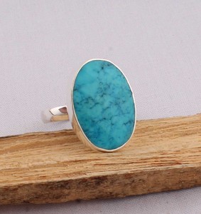 Handcrafted 925 Sterling Silver Oval <b>Turquoise</b> <b>Ring</b> Minimalist Smooth Bezel Gemstone Statement <b>Ring</b> Boho Style Party Classic OEM - Product Image 1