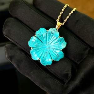 Collier pendentif fleur en turquoise bleue de qualité AAA pour femme, sculpté à la main, avec pierre précieuse en turquoise de qualité AAA, pendentif floral en cristal, vente en gros - Product Image 6