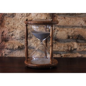 Sablier en bois fait main au design rustique avec fonction de chronométrage précis - Product Image 2
