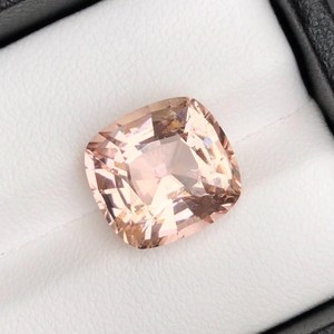 Topaz Gemstone <b>Cushion</b> Cut Pakistan Origin Natural Loose Fine Quality Collector Precious Stone - Product Image 4