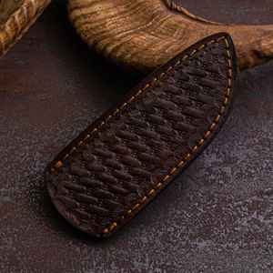 Cuchillo de Caza Hecho a Mano Personalizado con Mango de Asta de Ciervo, Ideal para Desollar y Cortar, OEM Disponible, Hoja Fija, Funda de Cuero - Product Image 6