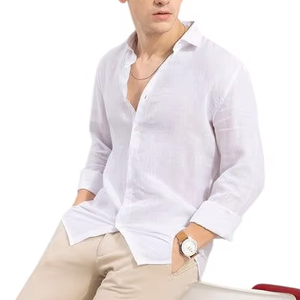 Chemise d'été en lin blanc pour homme - Vêtement décontracté écologique à manches longues pour les vacances, avec fermeture à bouton unique - Product Image 1
