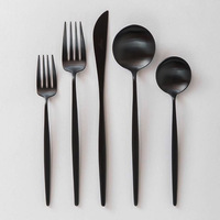 Ensemble complet de couverts en acier inoxydable de qualité supérieure avec un design moderne, accessoires de cuisine écologiques pour la maison, les restaurants et les fêtes