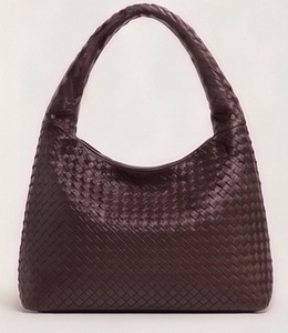 Sac fourre-tout hobo en cuir véritable tressé pour femme, style anglais, avec fermeture éclair et chaînes, sac à bandoulière de luxe personnalisé, vente en gros - Product Image 1