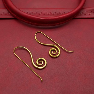 Pendientes de Latón de Estilo Popular, Tendencia en el Mercado de Artesanía en Metal, Acabado Liso, Precio de Fábrica al por Mayor, Artículo para Uso en Artesanía Metálica - Product Image 3