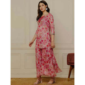 Hermoso Conjunto de Top y Pantalones Plazzo de Chifón con Estampado Digital para Fiesta - Product Image 2