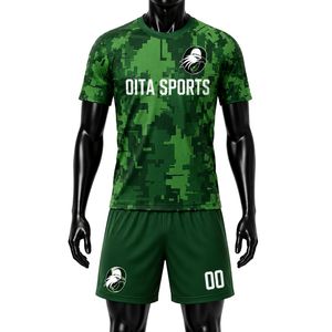 ชุดเสื้อฟุตบอลสีเขียวลายพรางแบบซับลิเมชั่นพร้อมกางเกงขาสั้น ชุดทีมฟุตบอลชาย แขนสั้น ชุดกีฬา สำหรับการแข่งขัน ฝึกซ้อม และกิจกรรมกลางแจ้ง - Product Image 1