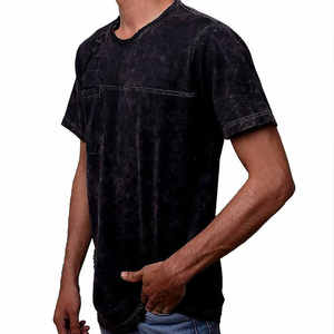 Camiseta de algodón con estampado gráfico, lavado ácido, estilo desgastado, corte holgado, moda urbana, informal, para hombre, ropa urbana de verano. - Product Image 4