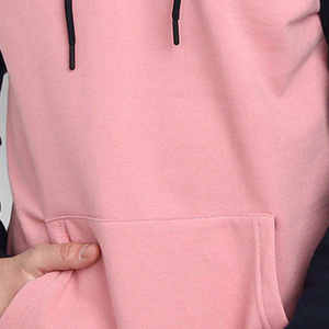 ซื้อเสื้อฮู้ดดี้น้ำหนักเบา ระบายอากาศได้ดีและเป็นมิตรกับผิว 250-280 GSM ทรงเข้ารูปสำหรับออกกำลังกาย บริการ OEM เสื้อฮู้ดดี้ผู้ชายแบบสวมหัว - Product Image 4