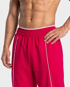 Ensemble de survêtement personnalisé pour homme, couleur framboise, coupe oversize avec détails contrastants, en molleton de coton de qualité supérieure, comprenant un sweat à capuche et un pantalon de survêtement à jambes larges, OEM & ODM - Product Image 5