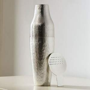 Coctelera de Acero Inoxidable de Alta Calidad con Construcción Duradera, Perfecta para Preparar Cócteles en Restaurantes y Bares - Product Image 1