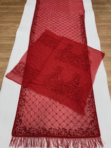 Sari Prayosha Export rouge scintillant pour femme, élégant, style indien et pakistanais, coupe régulière, extensible, sans plis, idéal pour mariage - Product Image 2