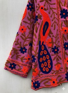 Chaqueta de Algodón Bordada con Diseño Floral Único y Moderno, Cuello Mandarín, Manga Larga, Cierre Hecho a Mano, Estilo Primavera, Prairie Chic - Product Image 3