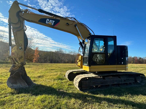 Excavatrice Caterpillar CAT325F d'occasion approuvée CE |   Certifié au Japon |   Chenilles hydrauliques de 25 tonnes pour la construction - Product Image 2