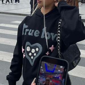 Sweat-shirt à capuche personnalisé pour femme, imprimé en relief, coupe oversize, style streetwear, pull décontracté d'hiver pour les fournisseurs de vêtements - Product Image 1