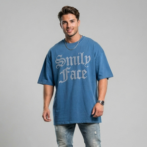 T-shirt surdimensionné personnalisé pour homme avec strass, 100 % coton épais, coupe ample, style streetwear, fabricant OEM ODM de t-shirts pour hommes - Product Image 1