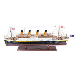 C013 - Maqueta de Barco Titanic de Cedro Náutico, Pintada a Mano, con Base de Exhibición de Madera, Artículo Coleccionable, Decoración, Regalo, Venta al por Mayor, 83Lx9Wx32H cm - Product Image 2