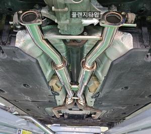 MAINTEC Nouveau Downpipe secondaire d'échappement haute performance en acier inoxydable 304 avec une épaisseur de 1,5 mm pour KIA Stinger 3.3T - Product Image 5