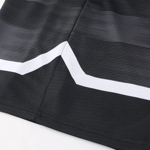 Shorts de basket-ball en mesh sublimé unisexe de haute qualité, personnalisables avec le nom de l'équipe et les numéros, shorts de basket-ball pour hommes - Product Image 5