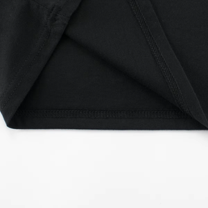 Camiseta Informal Cómoda con Estampado Negro, Diseño de Moda para Niños, Camiseta Moderna para Niños - Product Image 4