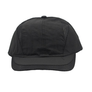 Gorra de béisbol de color único Sombrero de 5 paneles Logotipo bordado 3D Tamaño personalizado ajustado Disponible a precios baratos Gorra de béisbol personalizada - Product Image 1