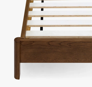 Cadre de lit moderne minimaliste en teck massif avec tête de lit à lignes horizontales, sommier à lattes, profil bas, chambre à coucher contemporaine - Product Image 6