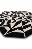 Tapis rectangulaire DECORDEC Tessera en laine noire ivoire, motif géométrique abstrait facetté, antidérapant, écologique, tufté à la main, à poils épais