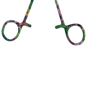 Pinzas Portaagujas Quirúrgicas de Carburo de Tungsteno y Acero Inoxidable para un Agarre de Agujas Duradero y Confiable en Medicina y Cirugía - Product Image 6