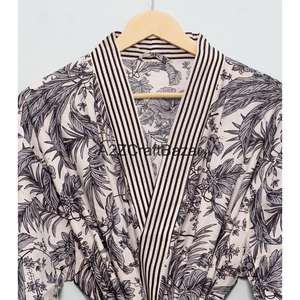 Al por mayor Bata de algodón de verano tipo kimono, largo hasta la rodilla, para dormir, blanca a rayas, de punto, calidad de exportación, para uso casual - Product Image 4