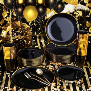 Set di Stoviglie Monouso EI 180 Pezzi, Piatti in Plastica Nero e Oro, Posate e Bicchieri per Feste, Kit di Forniture per Feste Usa e Getta - Product Image 2