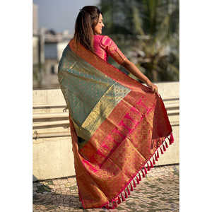 Sari en tissu pur gris tissé avec des fils zari et des tissages contrastés pour les robes de cocktail - Product Image 4