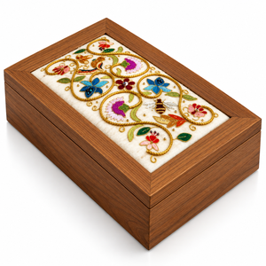 Caja de Madera de Lujo para Chocolates con Tapa Bordada a Mano para Bodas y Regalos Premium, Tamaños y Colores Personalizables - Product Image 1
