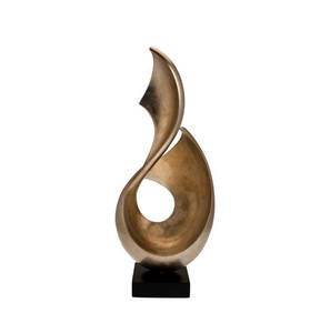 Escultura Moderna de Llama Abstracta, Elegante Estatua de Resina en Color Oro Champán, Adorno Contemporáneo para Mesa de Salón u Oficina - Product Image 3