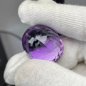 Ametista natural de corte ovalado, 65.83 quilates, piedra preciosa de gran tamaño, calidad AAA, con brillo, buen color, corte y pulido perfectos a precio económico. - Product Image 4