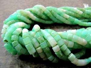 Perles d'Opale Verte Naturelle du Pérou, Forme Rondelle, Taille 5-6mm, Fils de 13 Pouces de Long - Product Image 4