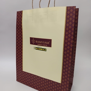 Sac en papier d'art de haute qualité avec logo gaufré doré élégant, personnalisé pour anniversaire, fête, ou emballage cadeau - Product Image 6