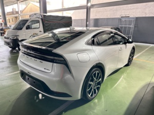 แผ่นบังแดดประตูรถยนต์ HIC วัสดุ PMMA  ใช้ได้กับ TOYOTA PRIUS (XW60) ปี 23 ขึ้นไป ได้พอดี 100% - Product Image 4